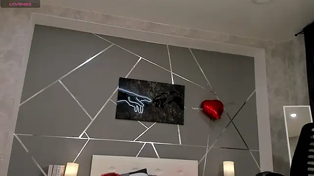 Snapshot of naomi_reiss chatting on February 28, 2026, 1:17 am naomi reiss online show from February 28, 2026, 1:17 am