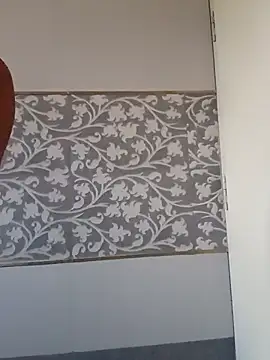 Snapshot of notanerd22 chatting on February 18, 2026, 11:39 am notanerd22 online show from February 18, 2026, 11:39 am