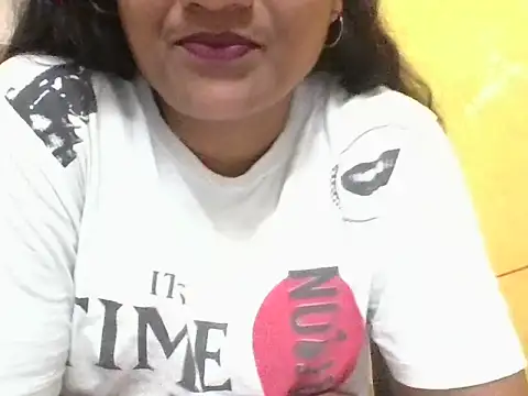 anu-reddyy online show from May 21, 2026, 10:44 am
