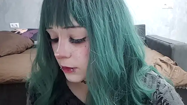 NaomiJess online show from March 4, 2026, 9:21 pm