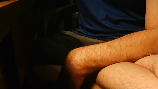 Snapshot of Couple4bdsm chatting on May 29, 2026, 9:13 pm Couple4bdsm online show from May 29, 2026, 9:13 pm