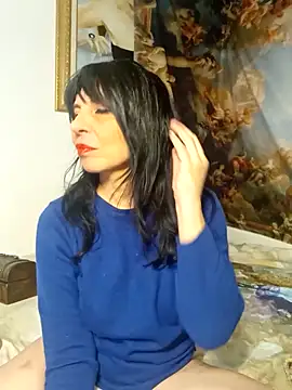 Snapshot of MadamBell chatting on March 6, 2026, 4:36 pm MadamBell online show from March 6, 2026, 4:36 pm