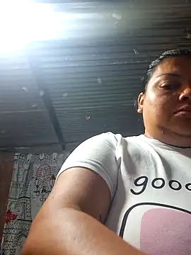 Juli Powl online show from April 15, 2026, 11:28 am