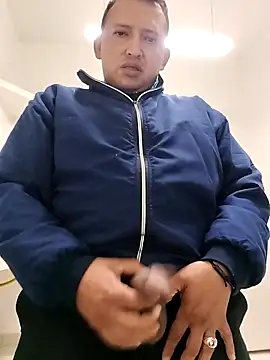 Hachi28 online show from April 15, 2026, 12:50 am