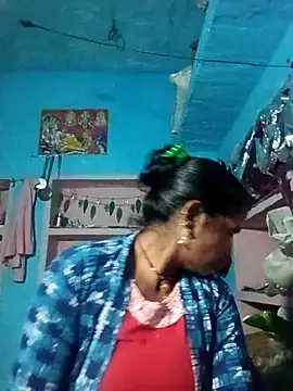 Manvi cute online show from February 12, 2026, 1:39 pm