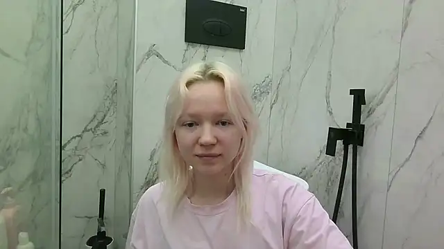 Snapshot of BabyyDolll_ chatting on February 14, 2026, 11:07 am BabyyDolll online show from February 14, 2026, 11:07 am