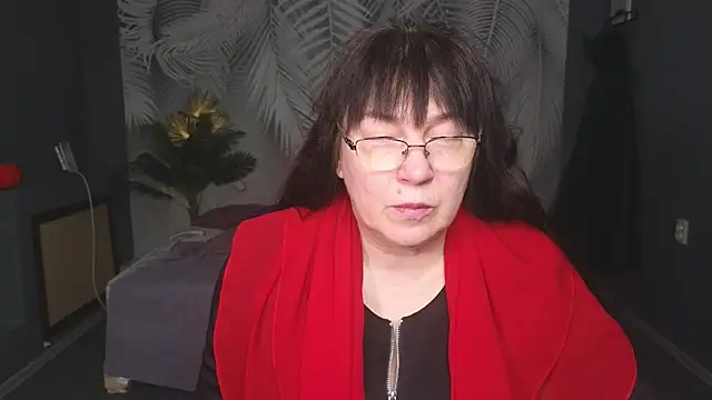 Snapshot of Tori_Twirl chatting on February 25, 2026, 6:56 am Tori Twirl online show from February 25, 2026, 6:56 am