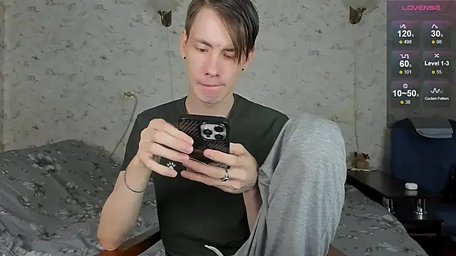 Snapshot of Erick_Wilson chatting on April 18, 2026, 11:14 am Erick Wilson online show from April 18, 2026, 11:14 am