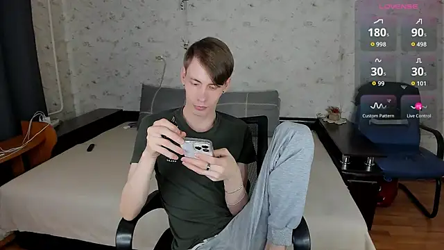 Snapshot of Erick_Wilson chatting on May 28, 2026, 9:39 am Erick Wilson online show from May 28, 2026, 9:39 am