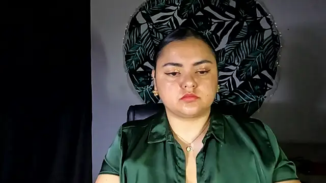 AzaraOnyx online show from May 15, 2026, 2:13 pm