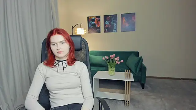 LinaMalech online show from February 14, 2026, 2:25 pm