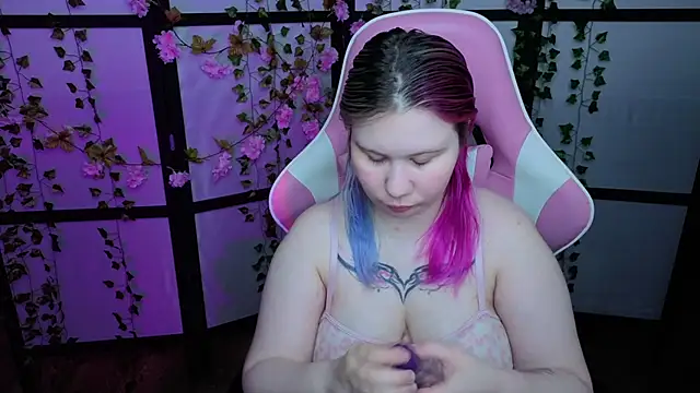 kitsune little online show from May 29, 2026, 10:30 pm
