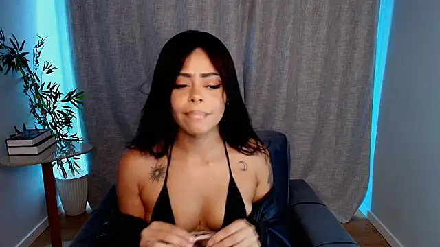 Pauline Clark online show from February 18, 2026, 8:27 pm