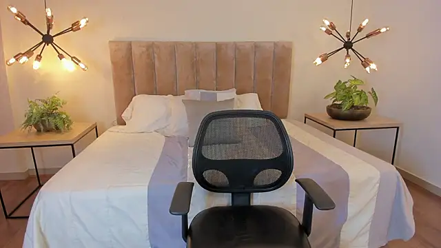 Samantha Dupre online show from March 8, 2026, 10:35 pm