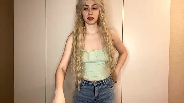 LudieWestre online show from February 28, 2026, 5:03 pm