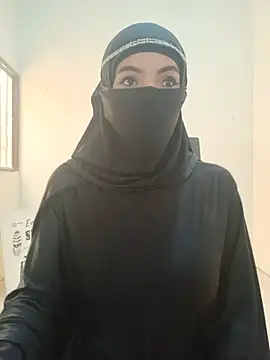 aminaa  online show from July 9, 2026, 7:18 pm
