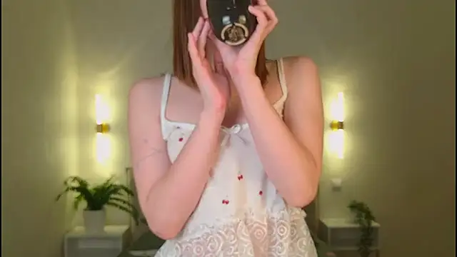 Snapshot of MellyAlfaay chatting on February 24, 2026, 9:40 am MellyAlfaay online show from February 24, 2026, 9:40 am