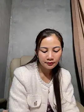 Tina-hotsx online show from February 25, 2026, 11:58 pm