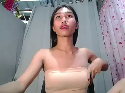 katrina bigcock69 online show from May 19, 2026, 11:49 am
