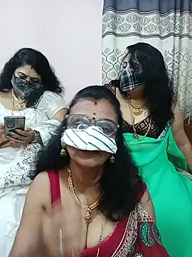 Snapshot of Kannadasexywifes chatting on July 11, 2026, 7:22 am Kannadasexywifes online show from July 11, 2026, 7:22 am