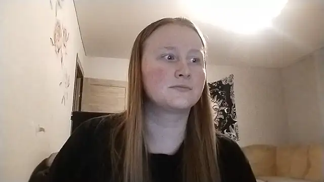 AnikaLipps online show from May 16, 2026, 1:02 am