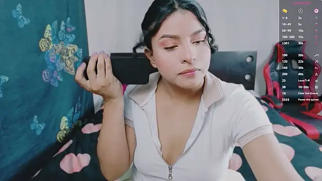 Luuu19 online show from July 11, 2026, 10:44 pm
