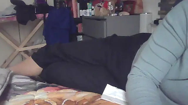 Snapshot of luanahot1 chatting on February 15, 2026, 11:41 am luanahot1 online show from February 15, 2026, 11:41 am