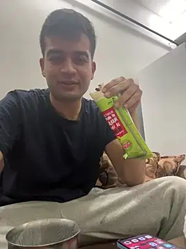 Snapshot of Can889988 chatting on March 17, 2026, 7:28 pm Can889988 online show from March 17, 2026, 7:28 pm