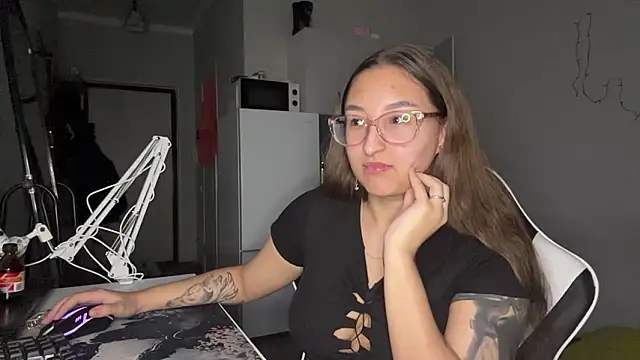 YettaUrive online show from February 27, 2026, 3:23 pm