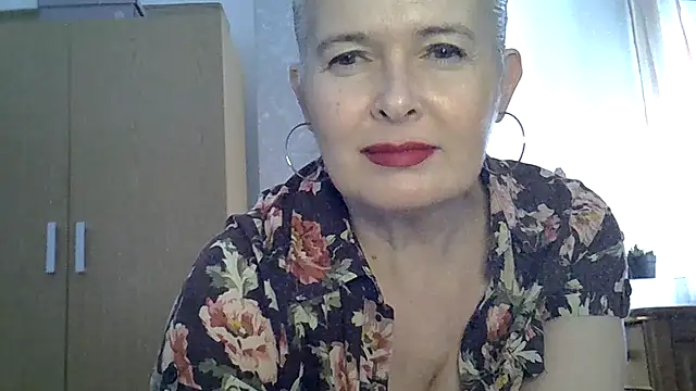 Laura-Parker online show from April 18, 2026, 1:48 pm