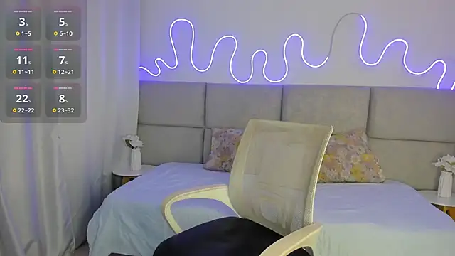 Freya Lamir online show from February 27, 2026, 2:11 am