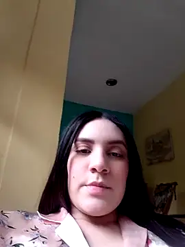 Snapshot of Rosellaa chatting on May 27, 2026, 8:17 pm Rosellaa online show from May 27, 2026, 8:17 pm