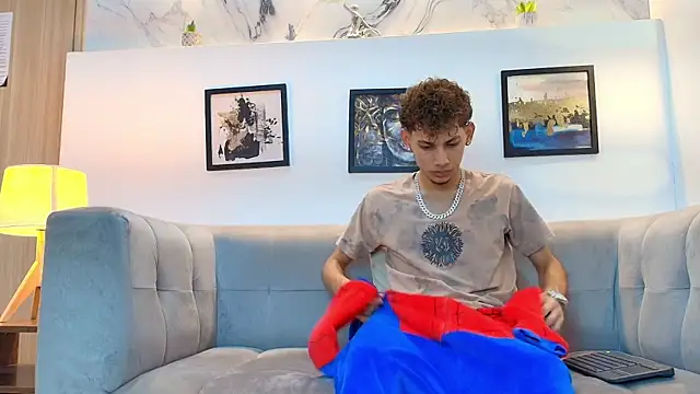 YOUNG BOYS HELL online show from May 6, 2026, 1:57 am