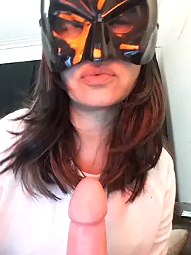 ninac4hot online show from April 28, 2026, 12:54 pm