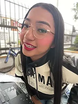 Daniela Pink online show from May 25, 2026, 11:16 am
