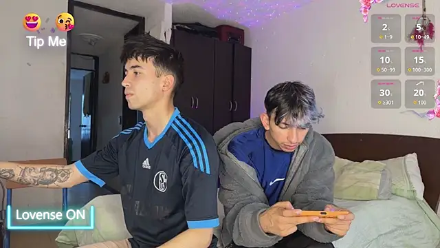 Snapshot of Rakhub chatting on April 9, 2026, 10:37 pm Rakhub online show from April 9, 2026, 10:37 pm