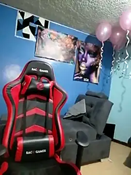 Helensex1 online show from April 14, 2026, 8:48 pm