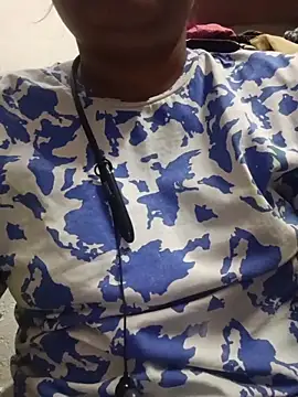 taniya0 online show from April 8, 2026, 5:02 pm