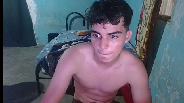 Snapshot of heiker__ chatting on May 22, 2026, 3:13 am heiker online show from May 22, 2026, 3:13 am