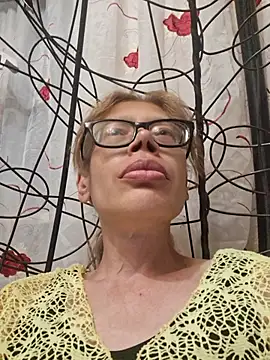 KristinaPT online show from June 26, 2026, 5:06 pm
