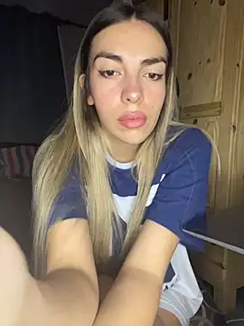 Snapshot of CuteRosa7 chatting on February 15, 2026, 11:23 pm CuteRosa7 online show from February 15, 2026, 11:23 pm