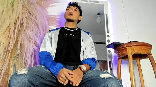 Ian Hunter online show from February 17, 2026, 1:18 pm