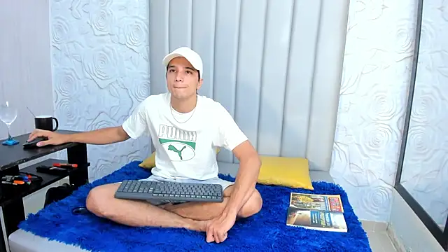 bad boy cum  online show from February 18, 2026, 3:57 am