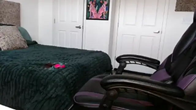 Snapshot of LanayaOnline chatting on March 3, 2026, 5:08 pm LanayaOnline online show from March 3, 2026, 5:08 pm