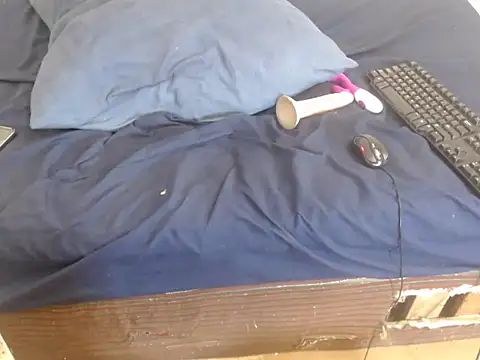 Snapshot of SweetDarkBrownie chatting on February 25, 2026, 5:55 pm SweetDarkBrownie online show from February 25, 2026, 5:55 pm