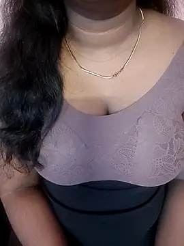 Snapshot of Sravani_ chatting on March 2, 2026, 9:27 am Sravani online show from March 2, 2026, 9:27 am