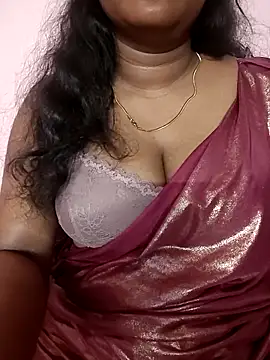 Snapshot of Sravani_ chatting on March 2, 2026, 9:32 pm Sravani online show from March 2, 2026, 9:32 pm