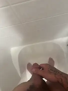 Snapshot of BigdaddyFabian chatting on February 24, 2026, 3:21 pm BigdaddyFabian online show from February 24, 2026, 3:21 pm