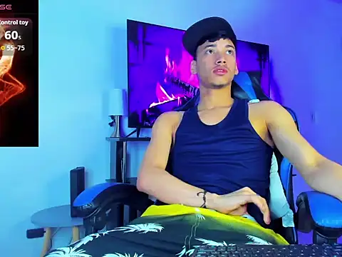 Lyam Russo online show from March 28, 2026, 6:13 am