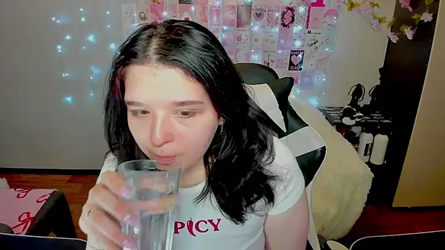 Kate Acid online show from February 18, 2026, 12:28 am